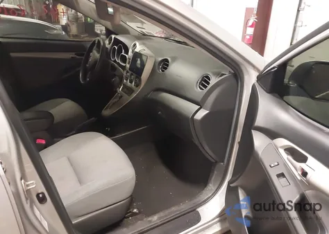 2010 Toyota Matrix S z USA, uszkodzony, nr VIN 2T1LE4EE9AC017350